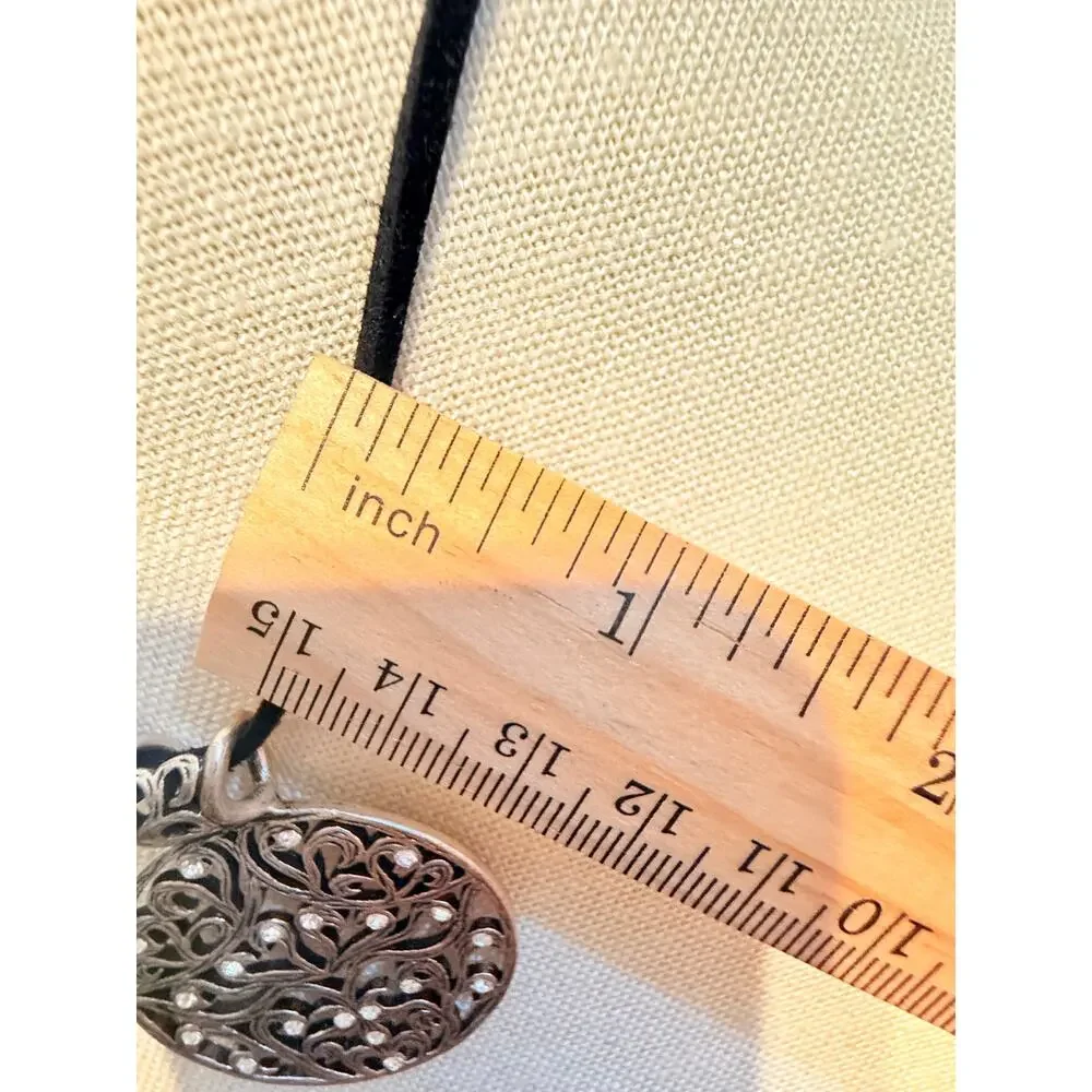 Vintage Rhinestone Filigree Pendant Necklace 18”+3”